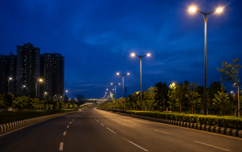 LED Street Lighting: A Buyer’s Guide for Municipalities & EPC